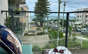 Pleasant View Apartment - Ocean View